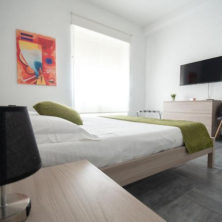 Casa Vacanze Family House Posizione Centralissima شيفيتافيكْيا المظهر الخارجي الصورة