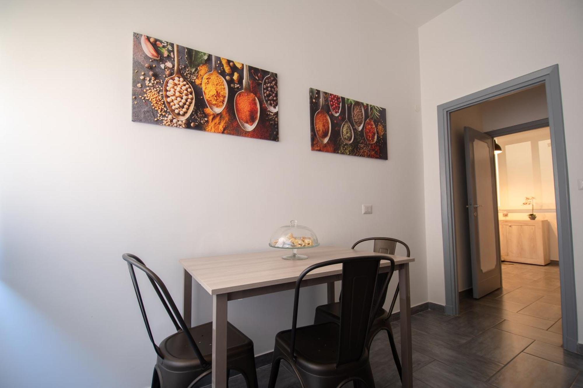 Casa Vacanze Family House Posizione Centralissima شيفيتافيكْيا المظهر الخارجي الصورة